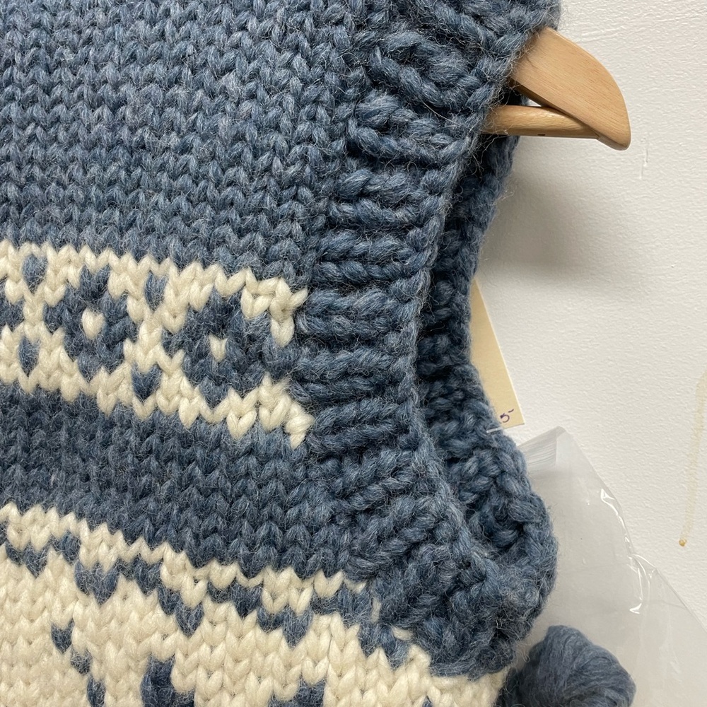 Cowichan Sweater Vest - Picture 4 of 6